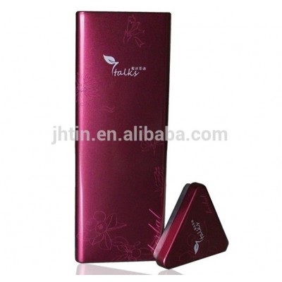 Metal material and tinplate metal type tall triangle tin packaging